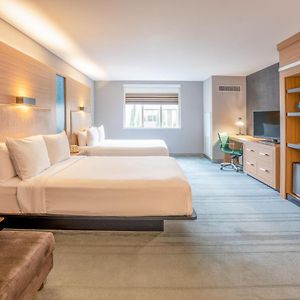 Aloft Guest room 2 Queen